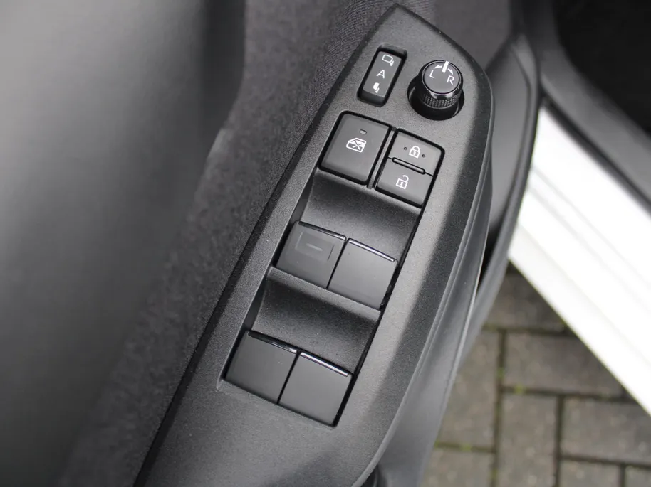 Mazda 2 Hybrid 1.5 Agile | Comfort Pakket | Airco | Apple carplay / Android auto | 15' LM |