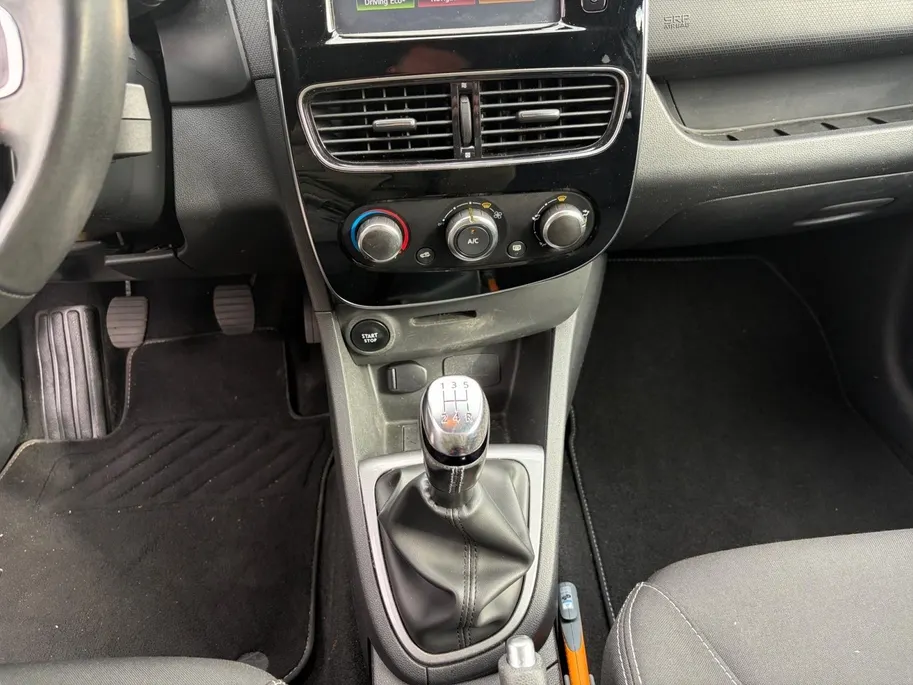 Renault Clio Estate 0.9 TCe Limited | Navigatie | Airco | Cruise Control | LM Velgen | 1e Eigenaar Dealeronderhouden