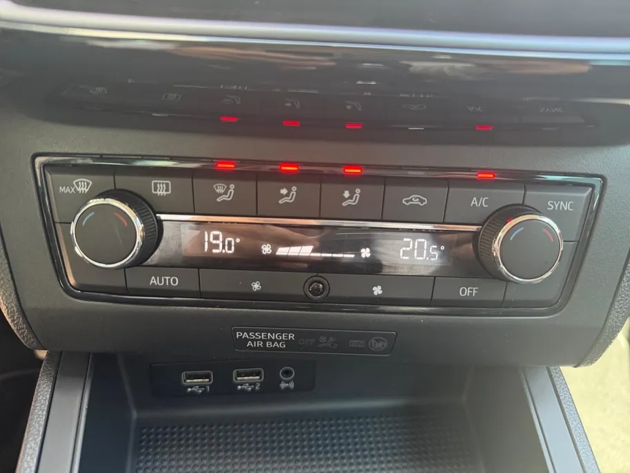 SEAT Ibiza 1.0 TSI FR Business Intense | Camera | Parkeersensoren | Apple Carplay & Android Auto | Cruise & Climate Control | Navigatie | 12 Maanden BOVAG Garantie