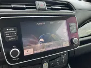 Nissan Leaf N-Connecta 40 kWh | SOH 99% | Stoel- stuurverwarming | 360 camera | Navi | Climate control