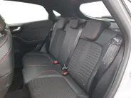 Ford Puma 1.0 EcoBoost Hybrid ST-Line X automaat | Dealeronderhouden | Stoel- stuur en voorruitverwarming | Afneembare trekhaak | 18inch zwarte velgen | Maxton