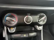 Kia Picanto 1.0 DPi DynamicLine | Airco | Cruise control | Camera | Apple Carplay / Android Auto | Elektrische ramen voor en achter | Lichtmetalen Velgen |