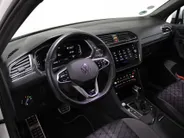 Volkswagen Tiguan Allspace 1.5 TSI DSG-7 R-Line Business 7p. 7-persoons / Stoel + Stuurverwarming / Camera / Elektr. klep /