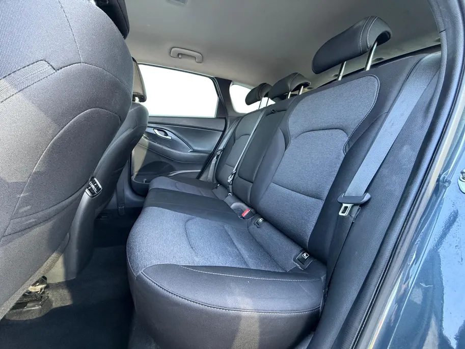 Hyundai i30 1.0 T-GDi MHEV Comfort | Apple Carplay/ Android Auto | Achteruitrijcamera | Climate Control | Parkeersensoren |