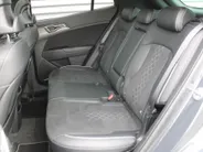 Kia Sportage 1.6 T-GDi Hybrid GT-Line | Stuur-/stoelverwarming | Elek. stoelverstelling + achterklep | Schuifdak | 18" LM | Cruise adapt. | Camera |