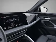 Audi Q5 2.0 TFSI e-hybrid 299pk quattro S edition Panoramadak · 360° Camera + parkeersensoren · Apple/Android Car Play · Fabrieksgarantie t/m 22-09-2029 of 100.000Km
