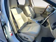 Volvo XC60 2.0 T5 Automaat Summum Luxury Line | Inscription Line | Pano Dak | NL-Auto | NAP | Trekhaak | Memory Seats | 20'| Camera | Stoelverwarming | Cruise Control | Navigatie | etc.