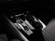 Audi A5 Avant 2.0 e-hybrid Quattro 299pk S-Tronic S Edition · 360 Camera · Inklap. Trekhaak · Bijrijdersscherm · Side Assist · Keyless · Matrix LED · Garantie t/m 05-08-2029 of 100.000km