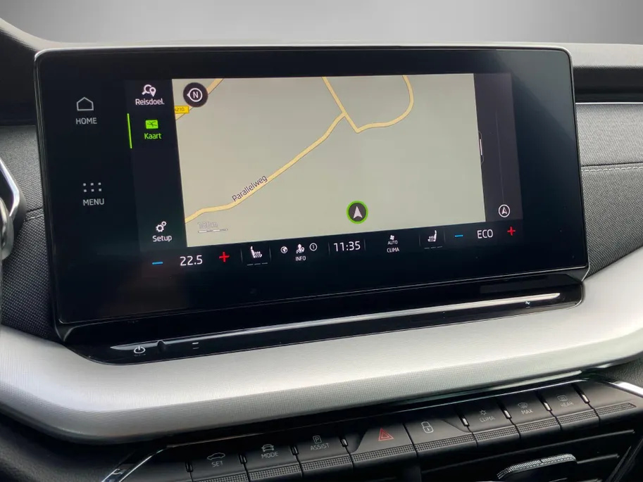 Škoda Octavia Combi 1.4 PHEV 204pk DSG Business+ Panoramadak · Stoelverwarming · Apple/Android Car Play ·