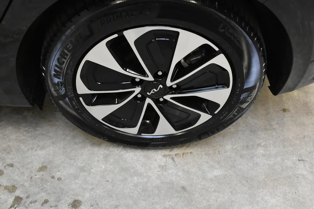 Kia Ceed 1.0 T-GDi 100pk Design Edition