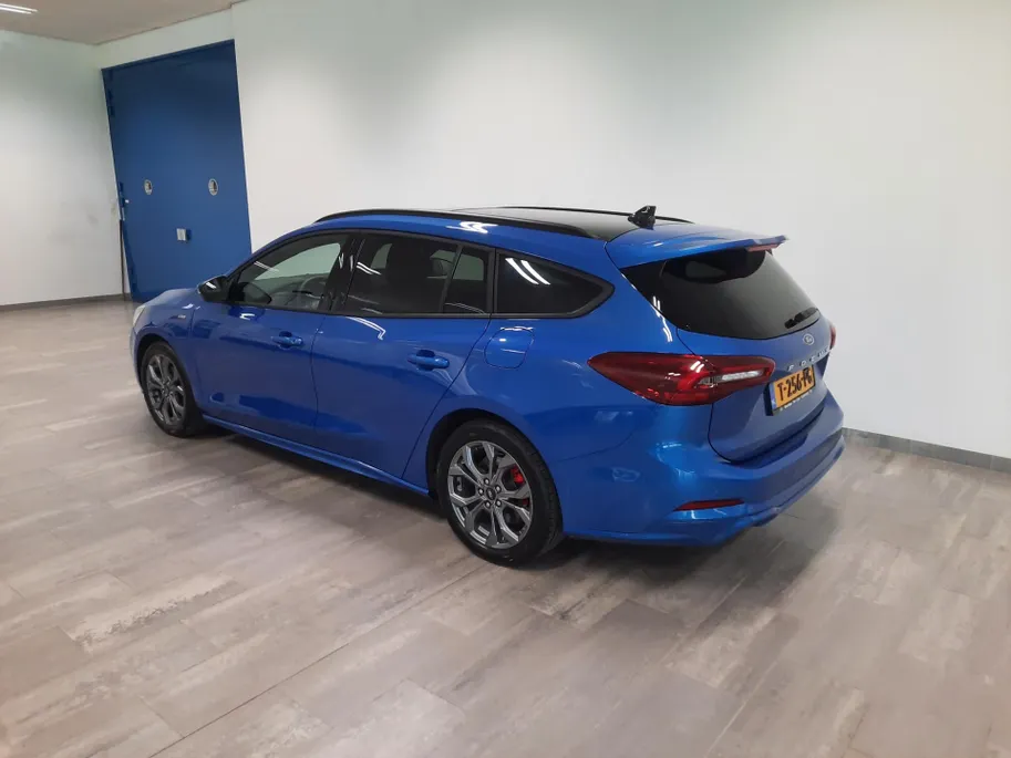 Ford Focus Wagon 1.0 EcoBoost 155 PK Hybrid ST Line X AUTOMAAT | Winter Pack | Adap. Cruise | Panoramadak |
