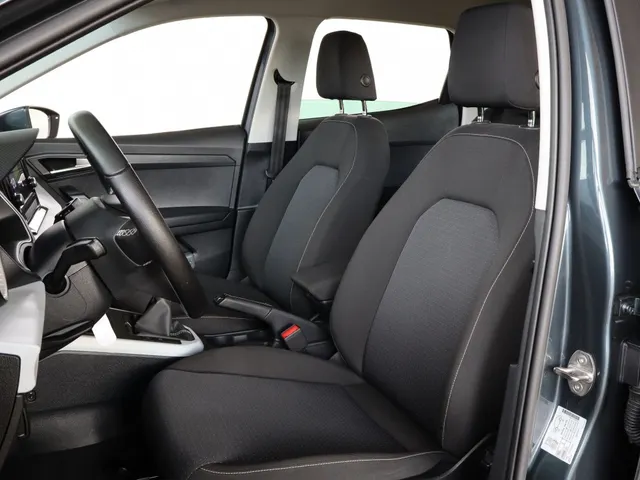 SEAT Arona 1.0 TSI 95PK Style Business Intense