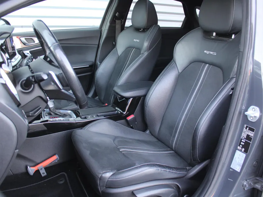Kia ProCeed 1.4 T-GDI DCT7 GT-Line | Automaat | Navi | Camera | Pano | Keyless | Sportstoelen | Trekhaak |