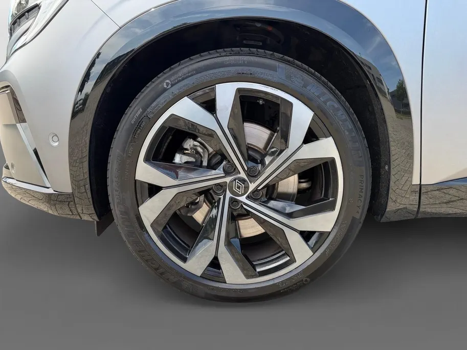 Renault Espace 200PK E-Tech Full Hybrid Esprit Alpine 7p. AT | 1e eigenaar | Panoramadak | Harman Kardon Audio | Adaptive Cruise Control | Digital Cockpit | 360 Camera | Climate Control | Apple CarPlay/Android Auto | Elektrische Achterklep |