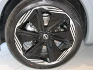 Nissan QASHQAI 1.5 e-Power N-Design *Pro-pilot*Google navigatie*Dodehoeksensoren*360grd Camera*parkeersensoren voor en achter*Climatecontrole*stoel-,stuur- en voorruit verwarming*Applecarplay&Androidauto*