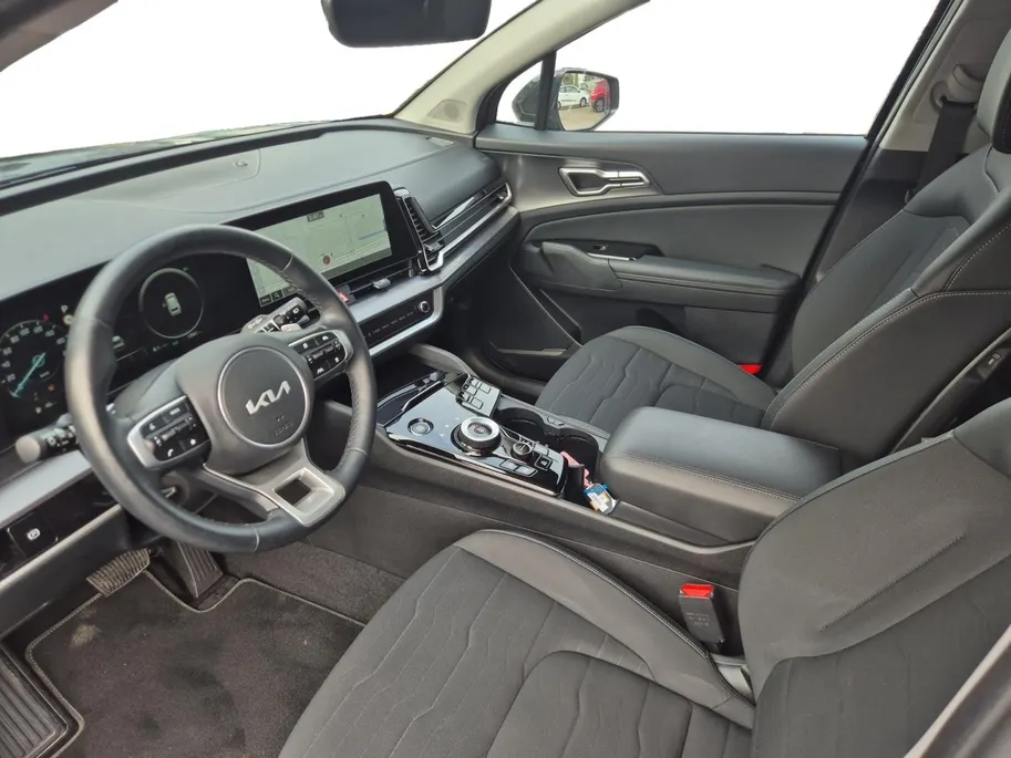 Kia Sportage 1.6 T-GDi Plug-in Hybrid AWD DynamicLine | Cruise Control | Climate Control | Camera | Navigatie | Stoelverwarming | Stuurverwarming | Elektrisch Verstelbare Bestuurdersstoel |
