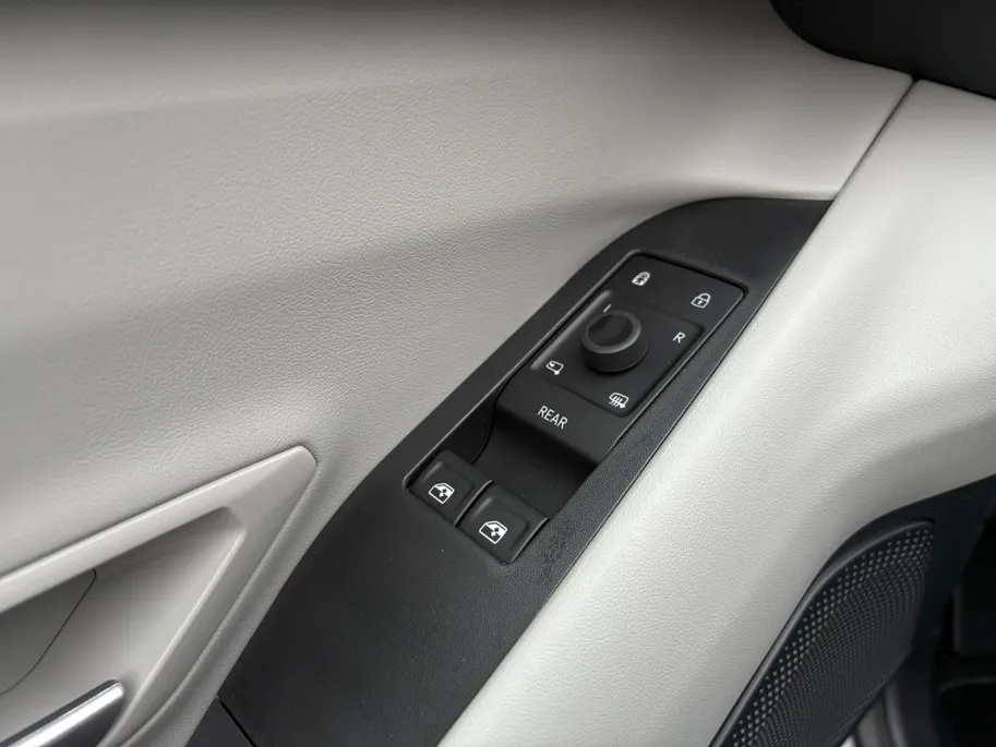 Ford Explorer Select Extended Range RWD 79 kWh | Te Bestellen | Actiekorting €3500 | 602 KM WLTP | Actiekorting tot €4000,- | 0,99% Rente | Private Lease vanaf €539,- P/M |