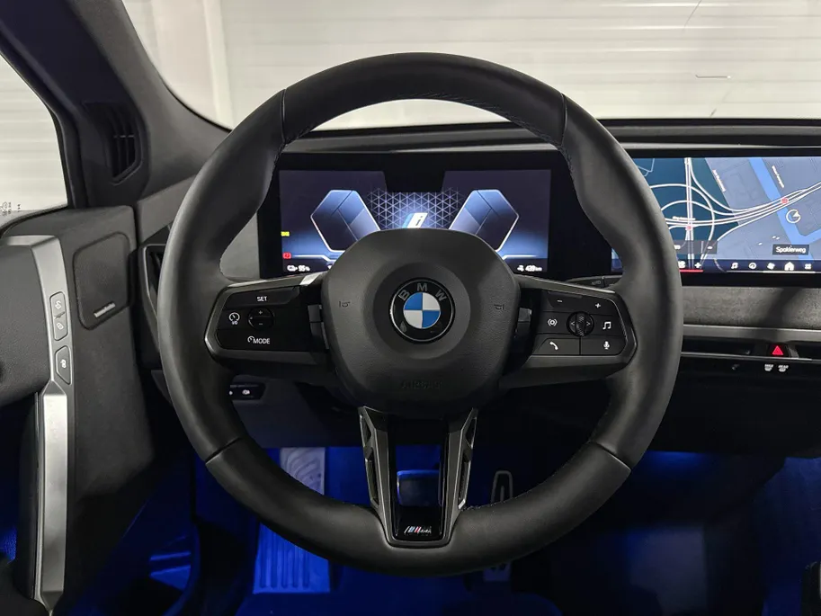 BMW iX xDrive60