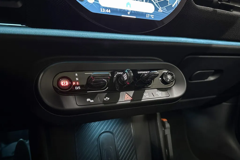 MINI Cooper 5-deurs Cooper C John Cooper Works S