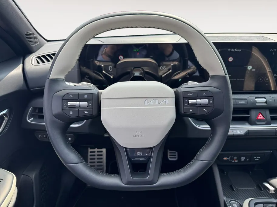 Kia K4 Sportswagon 1.0 T-GDi MHEV GT-Line Launch Edition (pano) Dodehoekassistentie | Kruisend verkeersassistentie achter | Uitstapwaarschuwing | Stoel + stuurwielverwarming