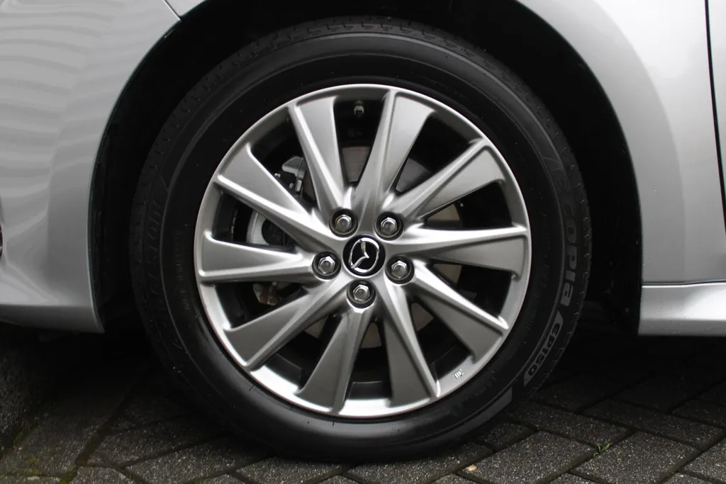 Mazda 2 Hybrid 1.5 Select | Airco | 16'LM | navi | Cruise | Stoelverwarming | Draadloos laden |