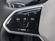 Volkswagen ID.4 Pro 77 kWh 128kW/174PK · Camera + Parkeersensoren · Apple/Android Car Play · Navigatie ·