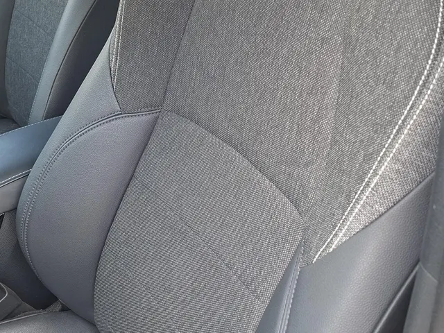 Toyota Corolla Touring Sports 1.8 Hybrid Dynamic AUTOMAAT | rijklaarprijs!!