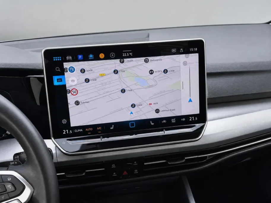 Volkswagen Golf Variant 1.5eTSI/116PK DSG Life Edition · Trekhaak ·  Navigatie · Apple/Android Car Play · Stoelverwarming · Garantie t/m 26-03-2027