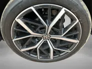 Volkswagen Tiguan 1.5 eHybrid 150KW/204pk DSG Life Edition Panoramadak · Trekhaak · 360°Camera + Parkeersensoren · Garantie t/m 23-07-2028 of 100000KM