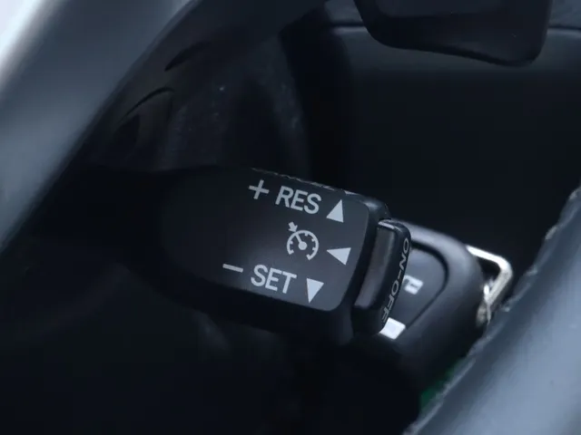 Toyota Verso 1.8 VVT-i Aspiration Automaat | PanoDak | Trekhaak | All Seasons