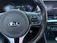 Kia Niro 1.6 GDi Hybrid ExecutiveLine | Stoel verwarming en ventilatie | Dodehoek detectie | Schuif/kantel dak | Trekhaak  | Keyless Entry | Apple CarPlay/ Android Auto | Lichtmetalen Velgen |