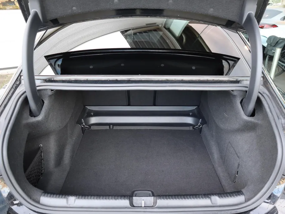 Mercedes-Benz EQE 350 AMG Line 89 kWh