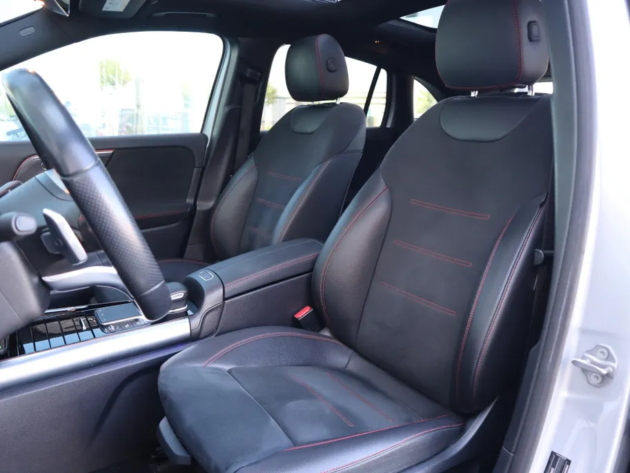 Mercedes-Benz GLA 250 e AMG Line l Keyless l Achteruitrij camera l Stoelverwarming l Memory