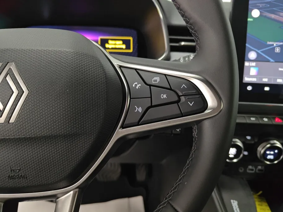 Renault Clio 1.6 E-Tech Full Hybrid 145 techno AUTOMAAT NAVI AIRCO CAMERA CRUISE CONTROLE LM VELGEN APPLE CARPLAY ANDROID AUTO ZEER MOOIE AUTO DEALER ONDERHOUDEN