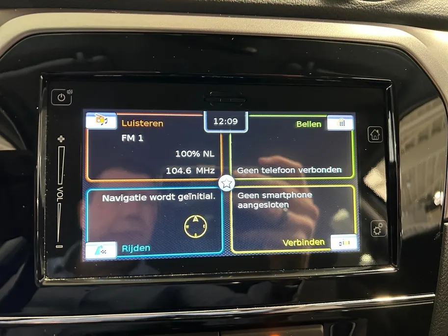 Suzuki Vitara 1.5 Hybrid Select | Cruise/ Climate control | Navigatie | Stoelverwarming | Camera |