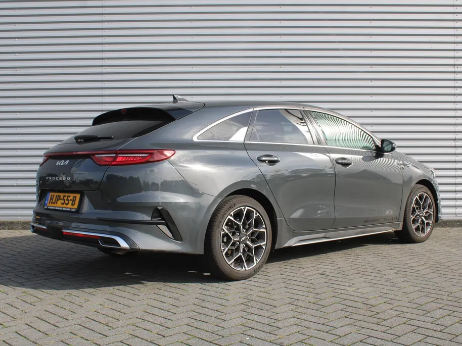 Kia ProCeed 1.5 T-GDi GT-Line | Stuur-/stoelverwarming | Dodehoek detectie | LED | Elek. achterklep | Telefoonlader | Navi | Camera | 17' LM |