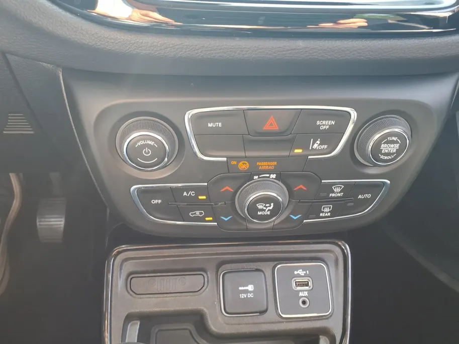 Jeep Compass 1.3T Night Eagle Liberty Edition Navigatie | Airco | PDC-Camera. 1 jaar Garantie