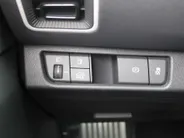 Kia EV5 GT-PlusLine 81.4 kWh | Schuifdak | Stuur-/stoelverwarming + ventilatie | Warmtepomp | 360 Camera | Elek. stoelverst. | Leer | HUD | LED | 19" LM |