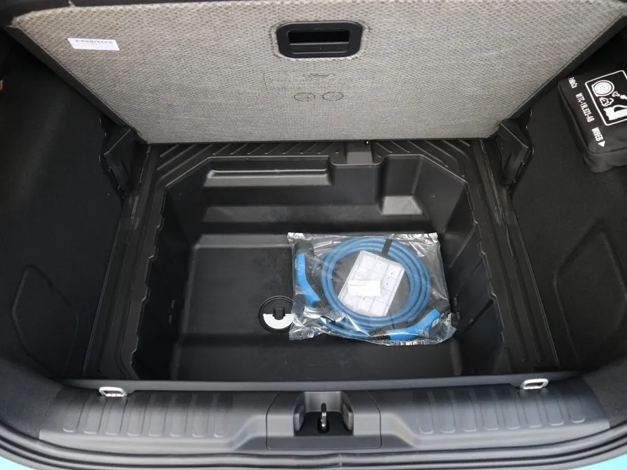 Ford Puma Gen-E Premium 44 kWh | PANO | ADAP CRUISE | WINTER PAKKET |