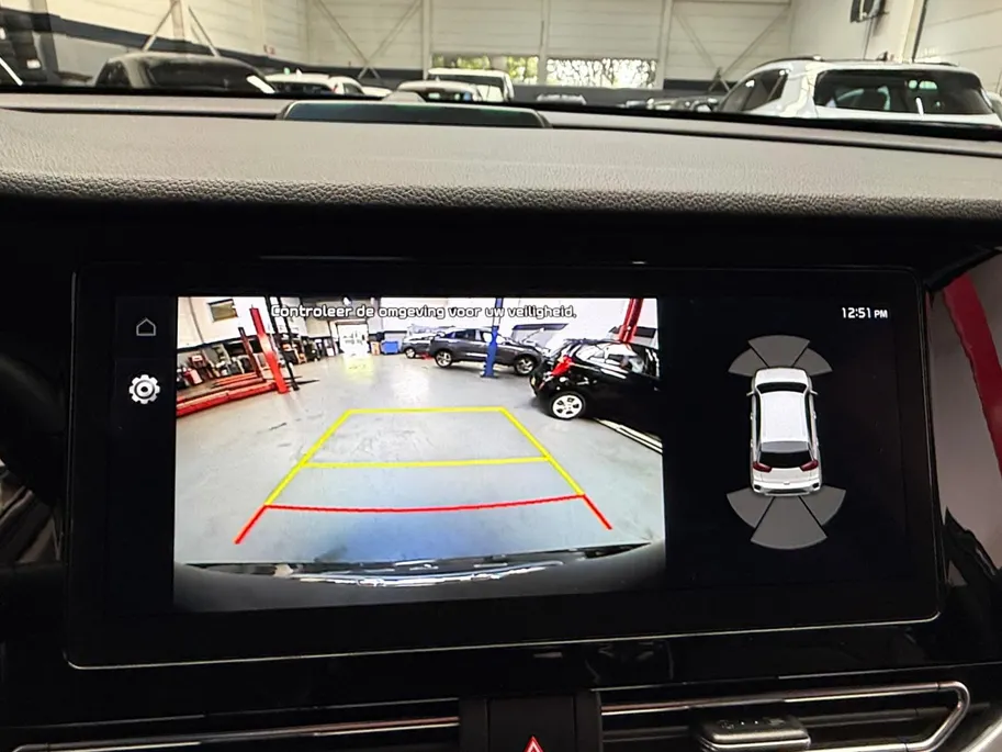 Kia e-Niro ExecutiveLine 64 kWh Full options | Stoelverwarming + verkoeling | Navigatie / Carplay | Dodehoekdetectie | Memory seat