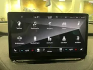 Škoda Enyaq iV 60 180pk · SOH 96,1% · 360 Camera · Inklap. Trekhaak · Matrix LED · Stuur- & Stoelverwarming · Elek. Bestuurdersstoel · Keyless ·