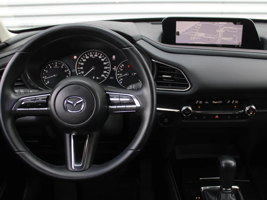 Mazda CX-30 2.0 e-SkyActiv-X M Hybrid Homura | 18' LM | Navi | Stoel-/stuurverwarming | Camera | Cruise adapt. | PDC | Dodehoek detectie | HUD | LED |