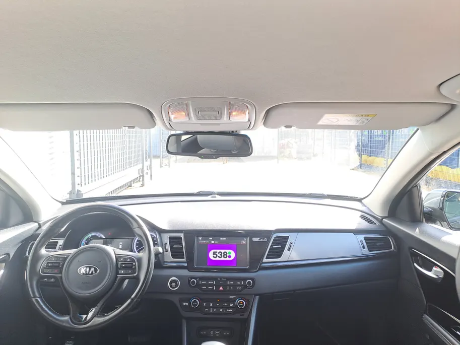 Kia Niro 1.6 GDi Hybrid ExecutiveLine Leer | Automaat | Trekhaak | Navi | Camera | Voorstoelen verwarmd |  stuur verwarmd | Cruise control adaptief