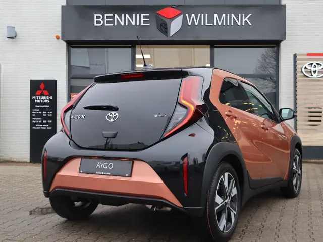 Toyota Aygo X Hybrid 115 pulse | V+A Parkeersensoren
