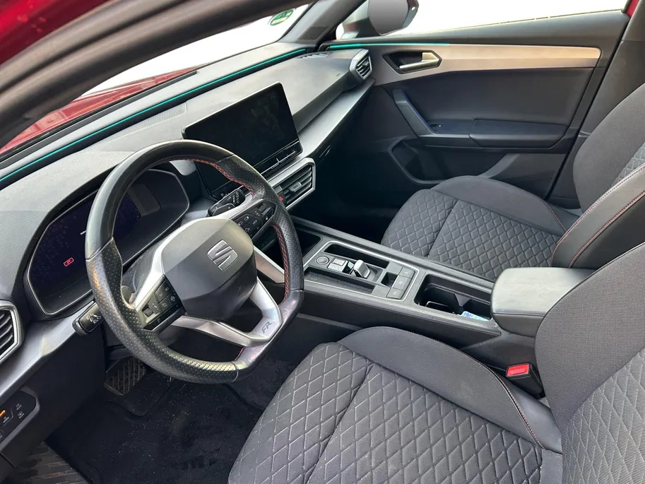 SEAT Leon 1.5 eTSI FR Nu met 12 maanden garantie! Hele mooie uitvoering!