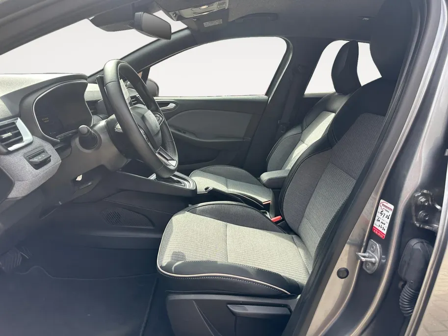 Renault Clio 1.6 E-Tech Full Hybrid 145 techno | Cruise & Climate Control | Camera | Parkeersensoren | Apple Carplay & Android Auto | Navigatie | LMV | 12 Maanden BOVAG Garantie