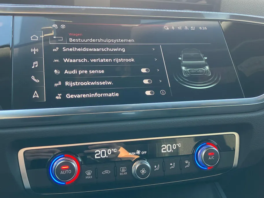 Audi Q3 Sportback 45 TFSIe 180KW/245PK S Edition Panoramadak · Camera + parkeersensoren · Apple/Android Car Play ·