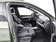 Audi Q5 Sportback 50 TFSIe 299pk S edition Competition · Camera · Inklap. Trekhaak · Matrix LED · Dodehoeksensor · Stuur- & Stoelverwarming · Elektrische stoelverstelling · Apple/Android Car Play · Garantie t/m 24-06-2030 of 100.000km