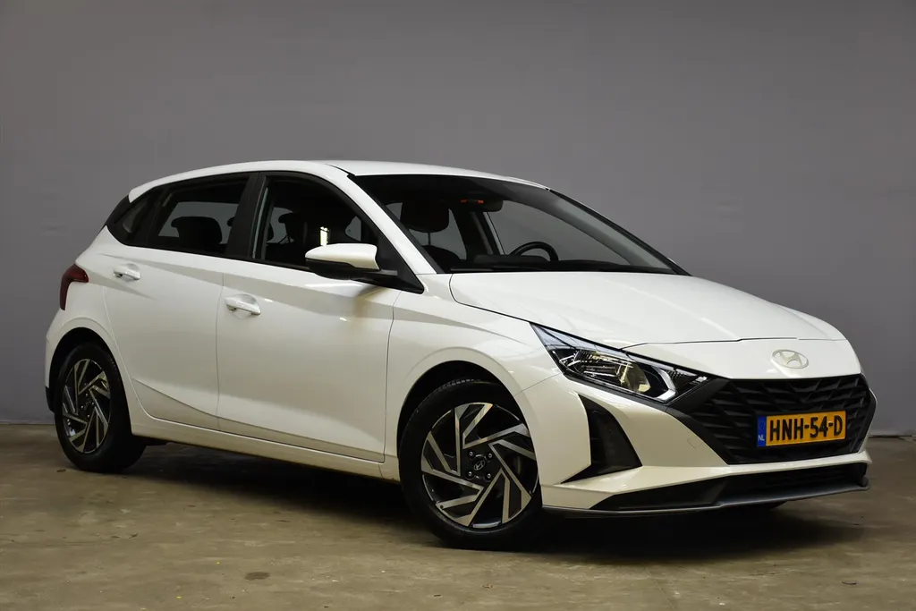 Hyundai i20 1.2i Comfort | 4-cilinder | Navi | Cruise Control | Camera