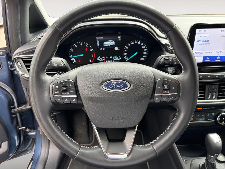Ford Fiesta 1.0 EcoBoost Hybrid Titanium X Automaat | Adaptieve Cruise Control | Camera | Privacy Glass | Keyless Entry | Parkeersensoren | Navigatie |